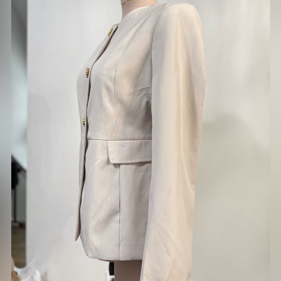 Zara Cream Blazer with Gold Buttons Large - Picture 3 of 6